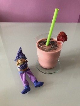 Jahodovo-banánové smoothie s chia semienkami